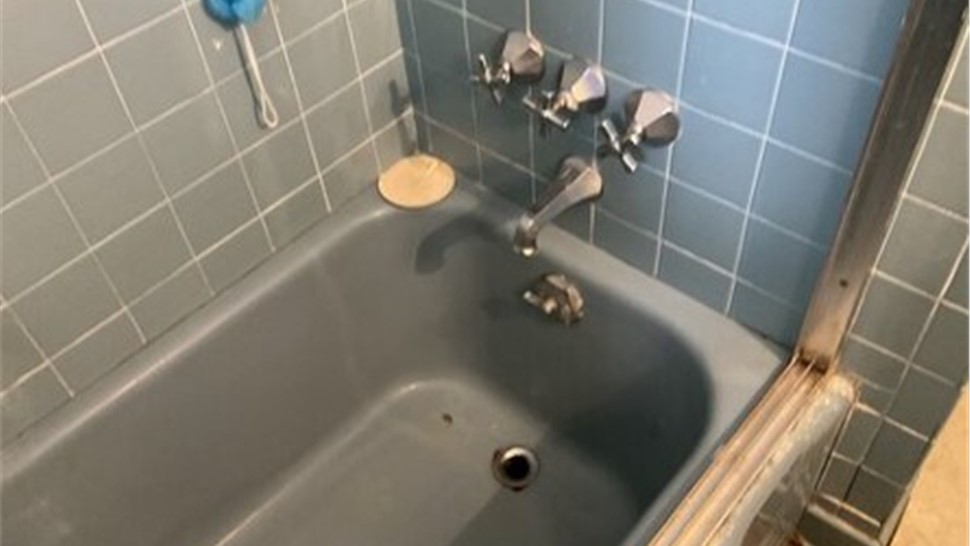 Tubs/Showers Project in Bethel Park, PA by Legacy Remodeling