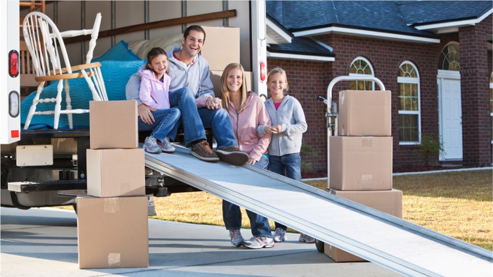 Moving into a New Neighborhood: Tips for Settling In to Your New Home