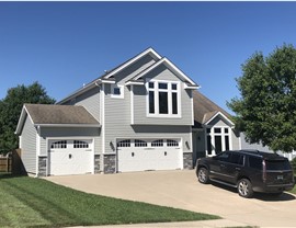 Siding Installation Photo 4