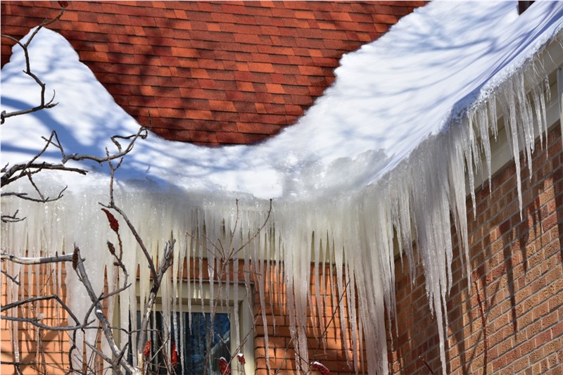 Best Tips to Protect Your Roof in the Winter