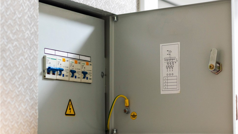 Electrical Upgrades Photo 81