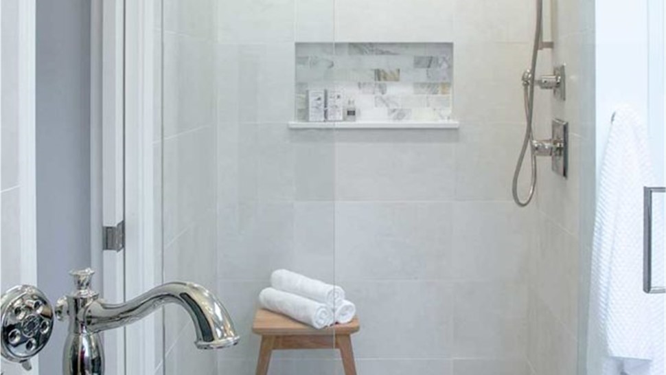 Shower Enclosures Photo 1