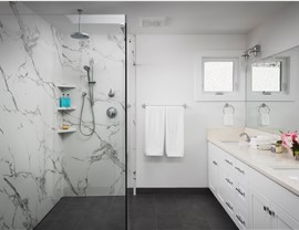 Walk-in Showers Photo 4