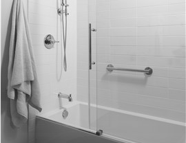 Bath Enclosures Photo 2