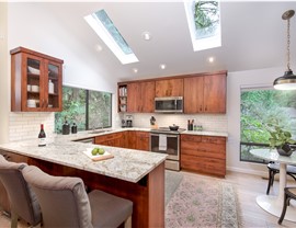 Kitchen Seating Areas Photo 4