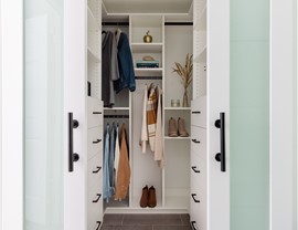 Linen Closets Photo 4