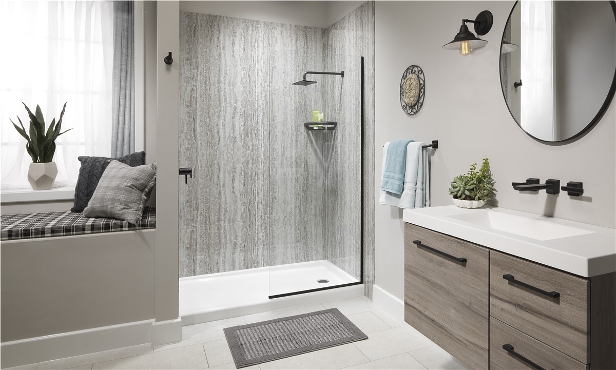 Choosing the Right Shower Style for a Modern Tampa Bathroom