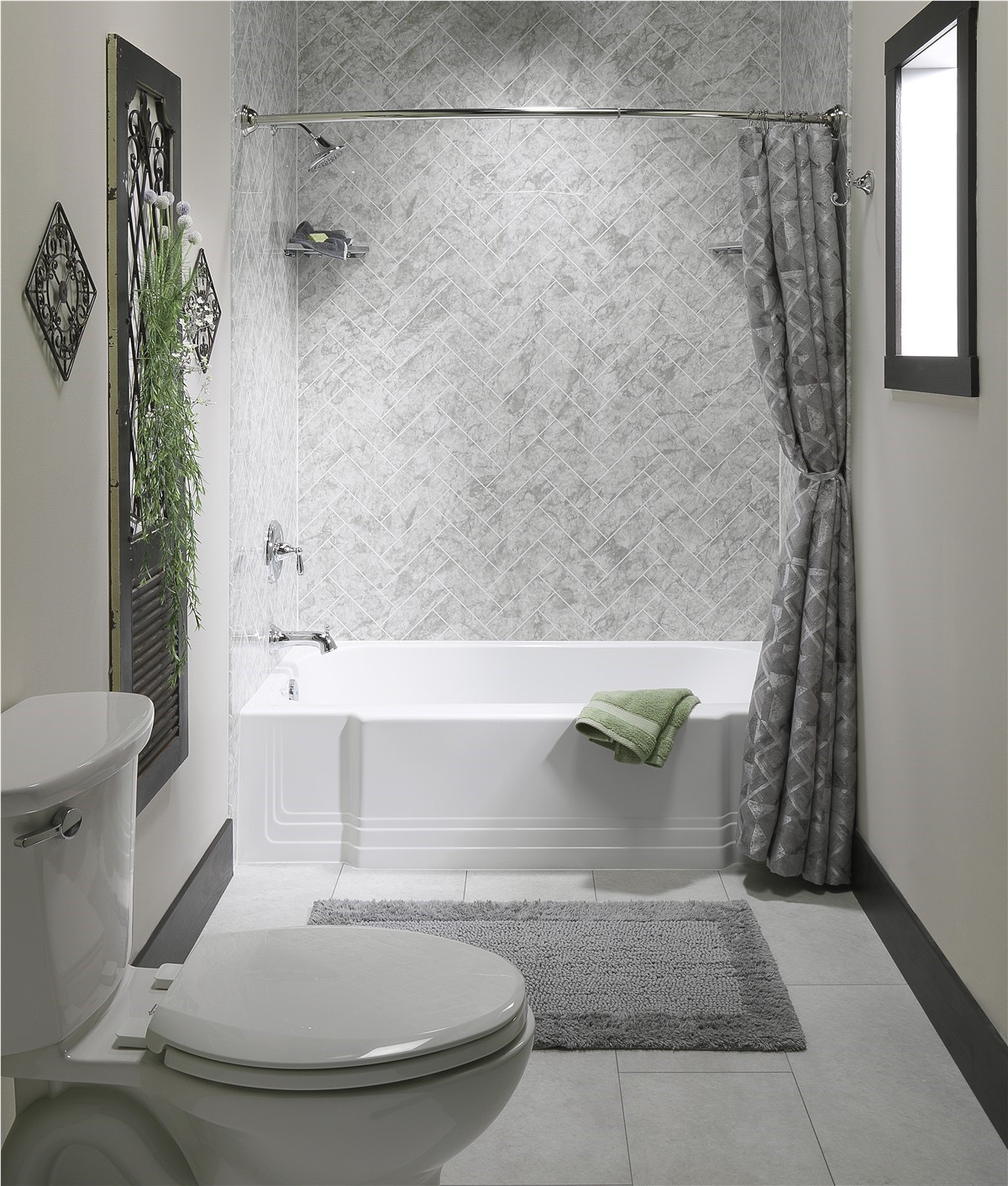 Bathtub and Shower Solutions for Small Bathrooms