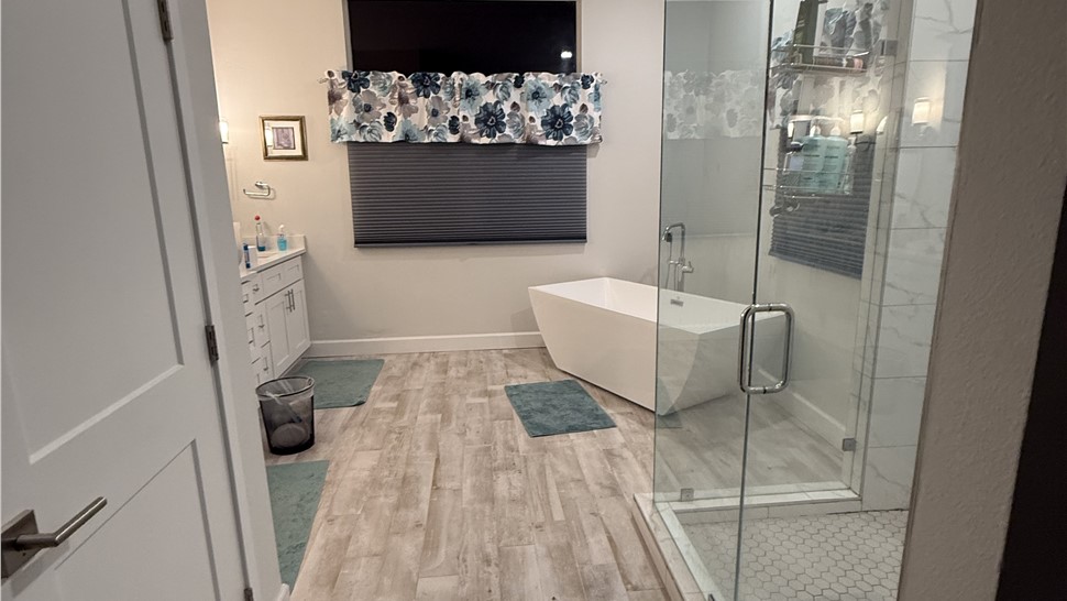 Bathroom Remodeling, Showers, Walk-In Showers Project in Ormond Beach, FL by Luxury Bath of Central Florida