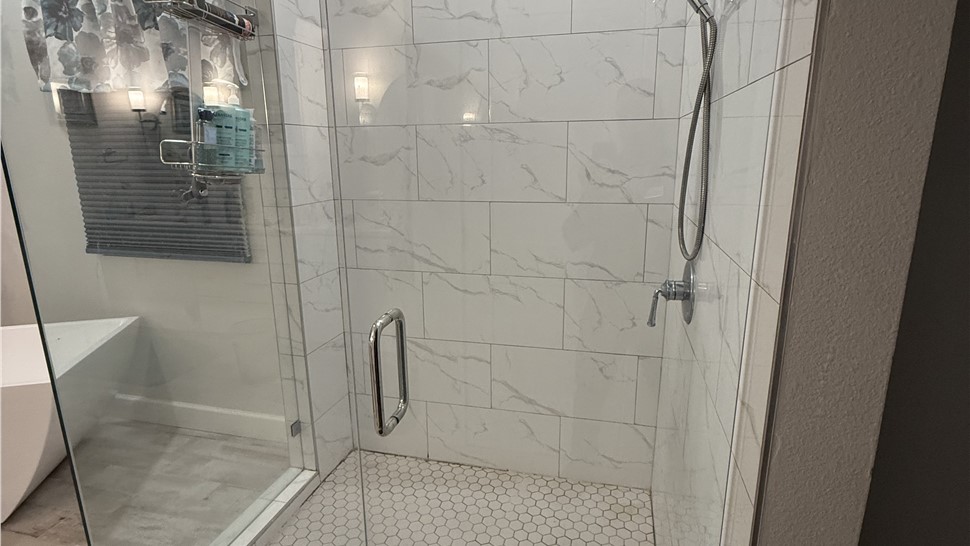 Bathroom Remodeling, Showers, Walk-In Showers Project in Ormond Beach, FL by Luxury Bath of Central Florida