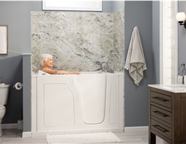 Bathtubs - Walk-in Tubs Photo 4