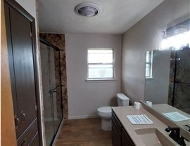 Bathroom Remodeling Photo 21