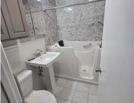 Bathroom Remodeling Photo 56