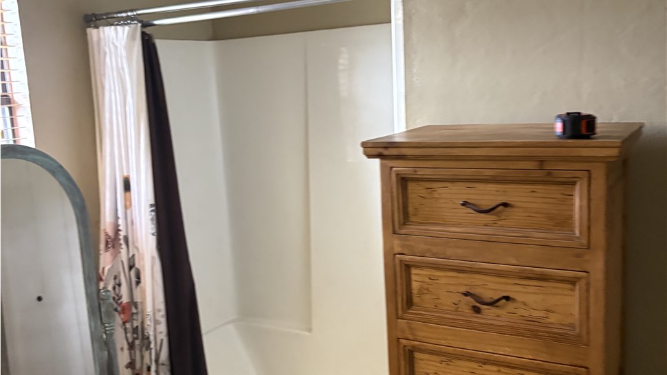 Bath Conversion Project in Iowa Park, Texas by Luxury Bath of Texoma
