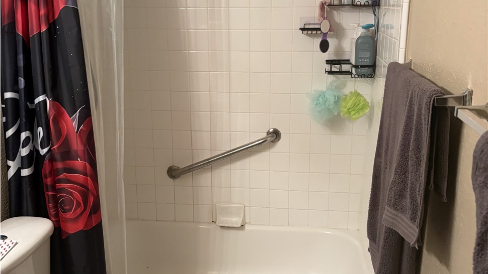 Before tub-to-shower conversion in Wichita Falls TX with existing bathtub