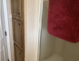 Completed walk-in tub conversion in Iowa Park TX with acrylic surround