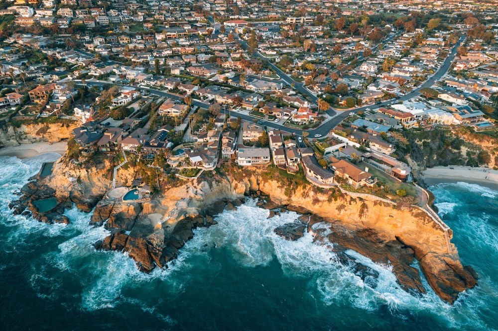 Southern California Fall Moving Guide: What Homeowners Need to Know in 2025