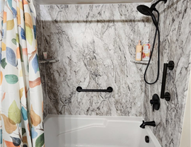 Bath Wall Surrounds Photo 59