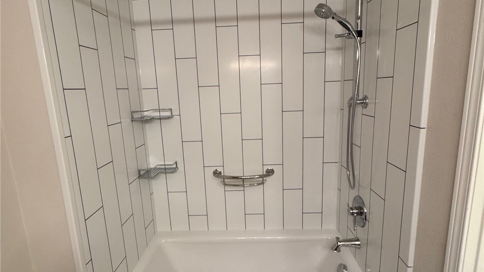 Bathtubs, Showers Project in Canby, OR by Miller Home Renovations LLC