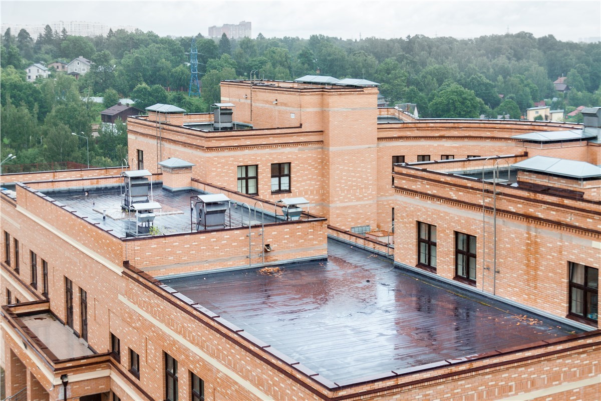 How Long Will a Commercial Flat Roof Last?