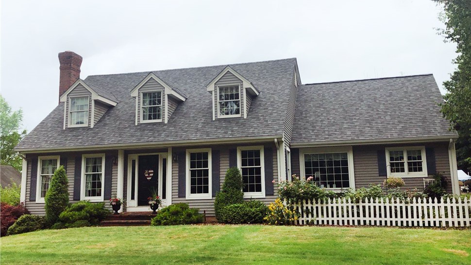 Millstream Construction new roof installed on Cromwell CT residence with architectural shingles