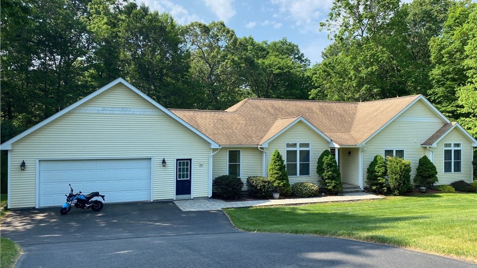 Manchester CT roof with cracked asphalt shingles before replacement by Millstream