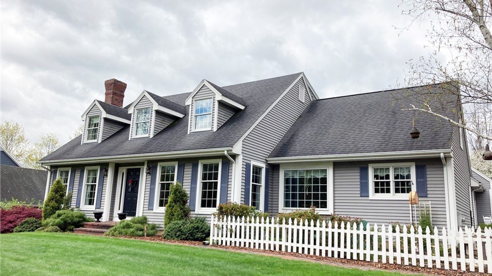 Cromwell CT home before roof installation showing damaged shingles and aging structure