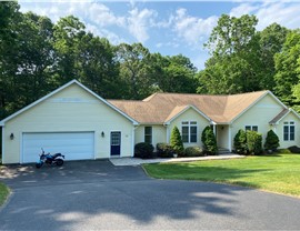 Manchester CT roof with cracked asphalt shingles before replacement by Millstream