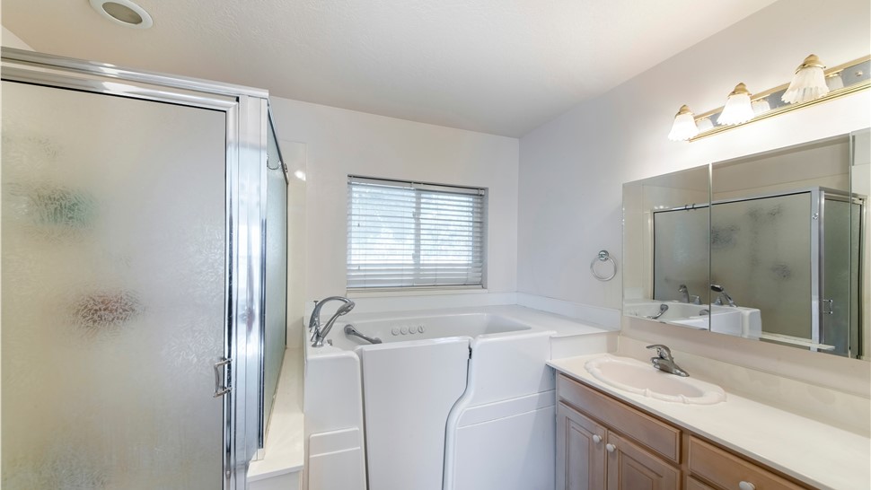 Walk in Tub Photo 81