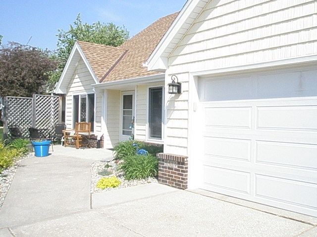 ProVia CedarMax Insulated Vinyl Siding [ On gallery Page] Photo 57
