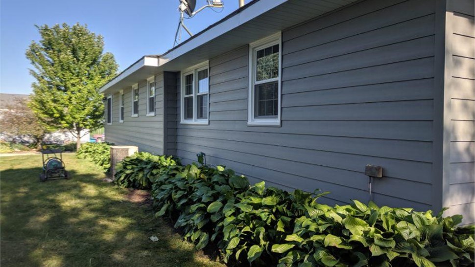 ProVia CedarMax Insulated Vinyl Siding [ On gallery Page] Photo 116