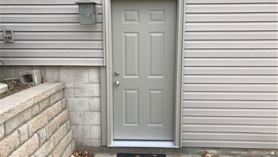 Door Installation [On Gallery Page] Photo 30