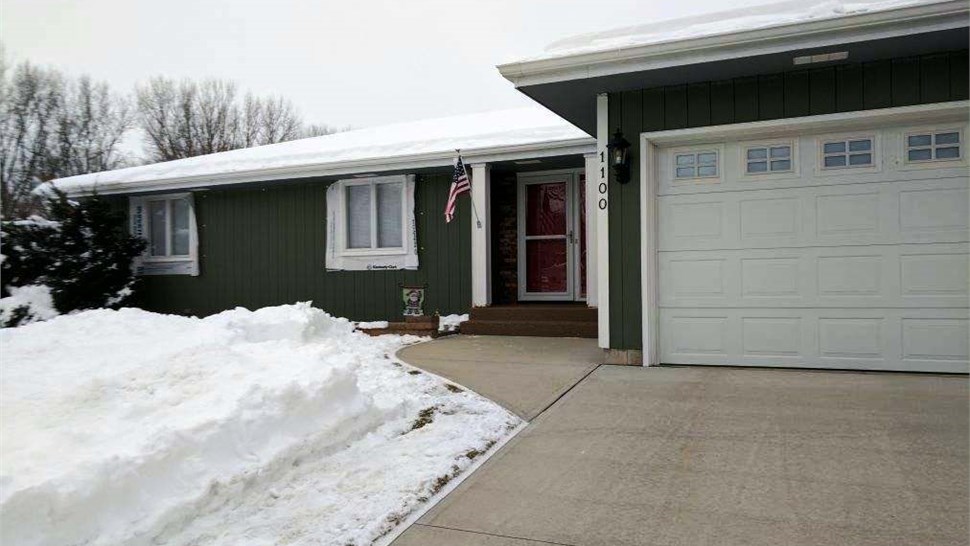 ProVia CedarMax Insulated Vinyl Siding [ On gallery Page] Photo 110