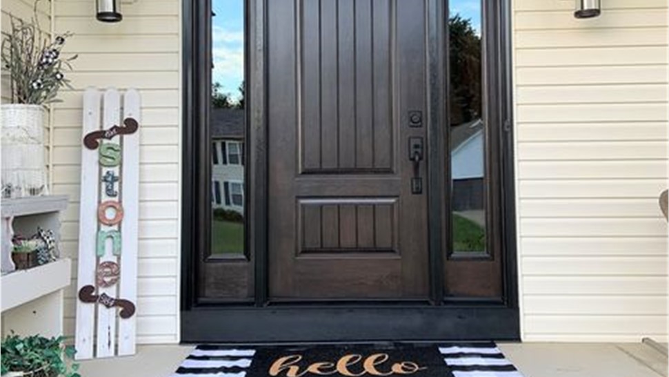 Entry Doors [On Gallery Page] Photo 3