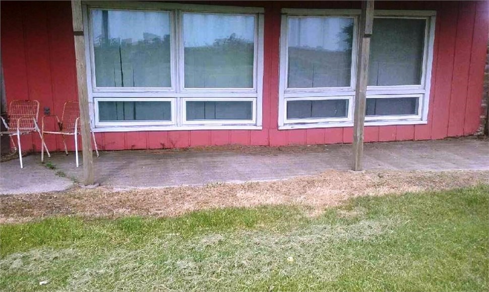 Awning Windows [On Gallery Page] Photo 24