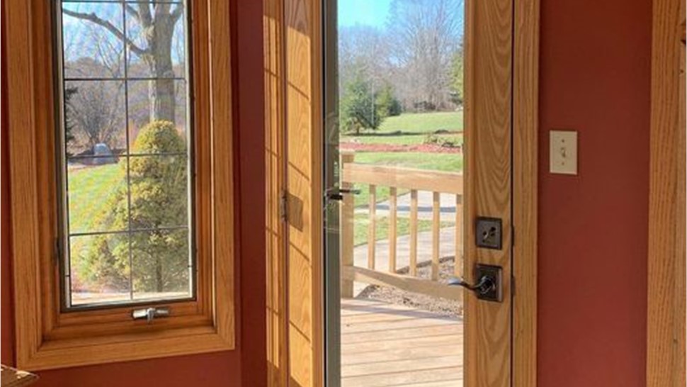 Door Installation [On Gallery Page] Photo 132