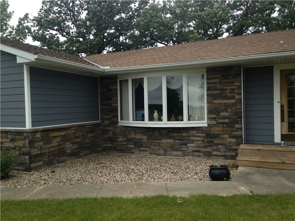 Everlast Advanced Composite Siding [On Gallery Page] Photo 38