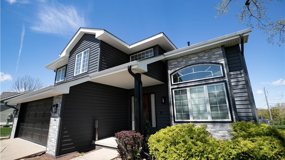 ProVia CedarMax Insulated Vinyl Siding Photo 10