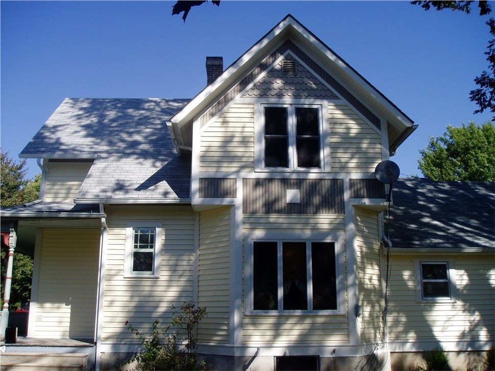 ProVia CedarMax Insulated Vinyl Siding [ On gallery Page] Photo 39