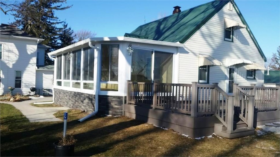 All Season Sunrooms [On gallery page] Photo 112