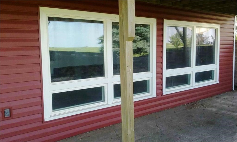 Awning Windows [On Gallery Page] Photo 25
