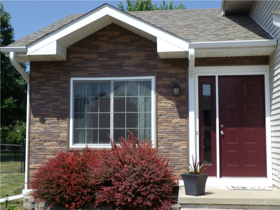 ProVia CedarMax Insulated Vinyl Siding [ On gallery Page] Photo 19