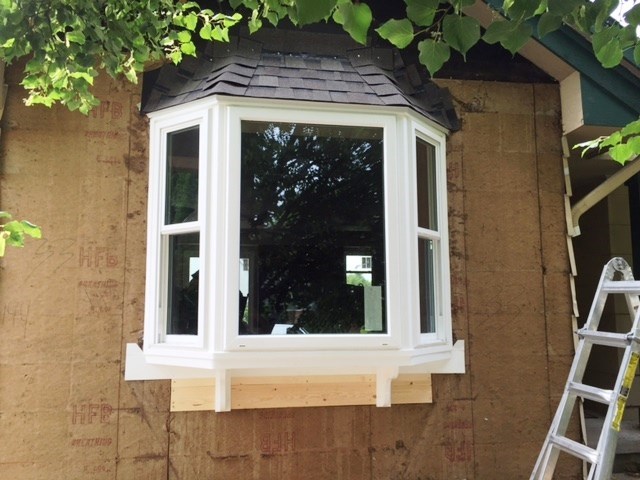 Bay Windows [On Gallery Page] Photo 40