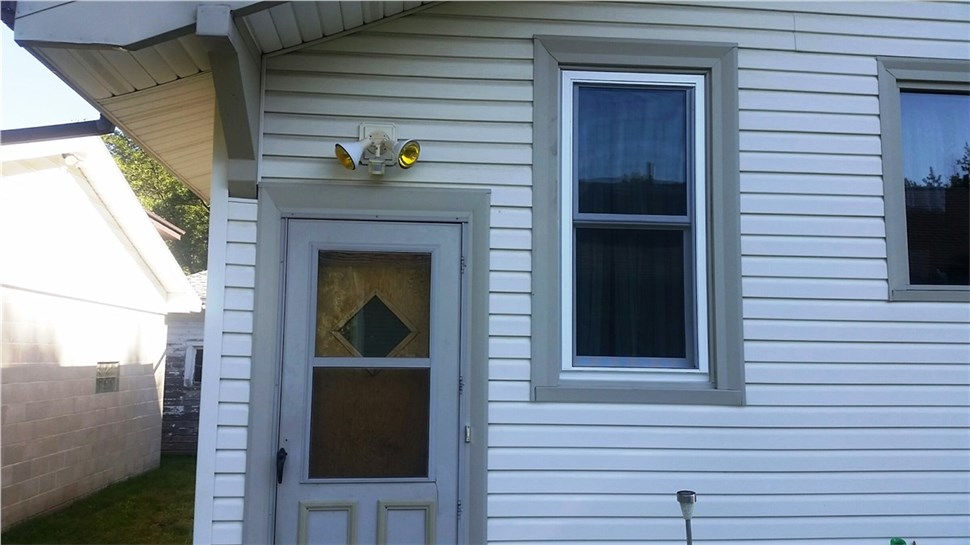 Double Hung Windows [On Gallery Page] Photo 25
