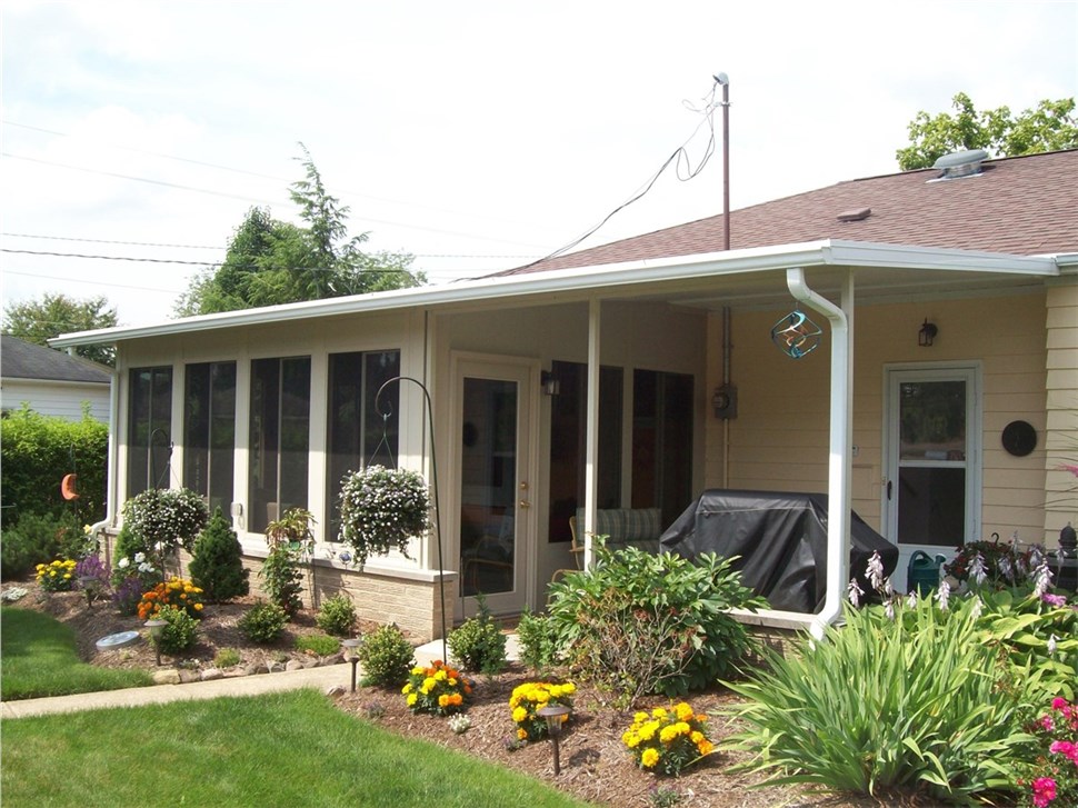 All Season Sunrooms [On gallery page] Photo 7