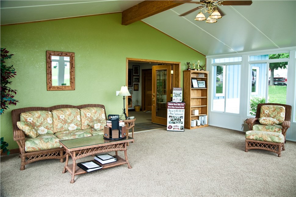 All Season Sunrooms [On gallery page] Photo 24