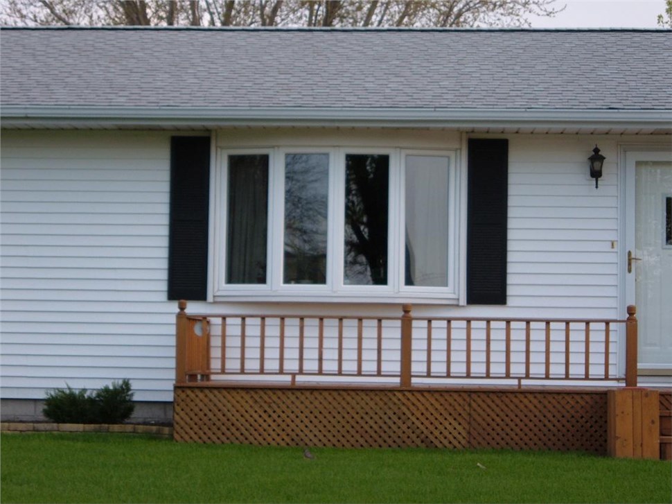 Bay Windows [On Gallery Page] Photo 21