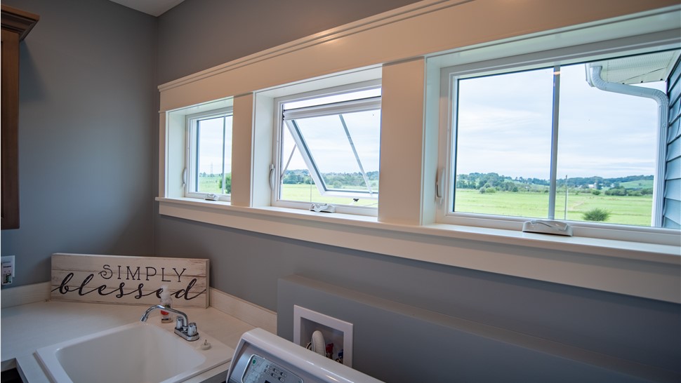 Awning Windows [On Gallery Page] Photo 9