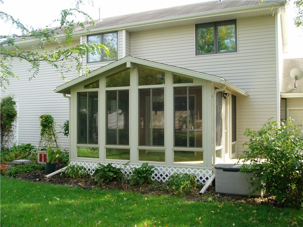 All Season Sunrooms [On gallery page] Photo 73