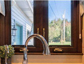 Wood-Clad Vinyl Windows Photo 2